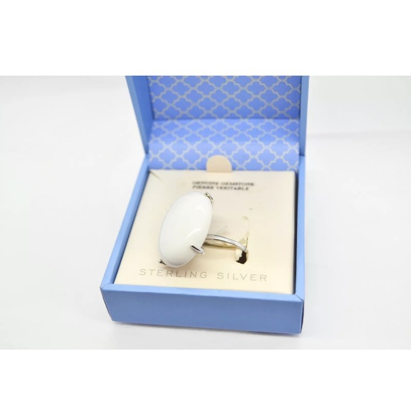 Sterling Silver Ring with Genuine White Gemstone - Picture 2 of 5